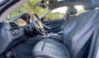 BMW 320i 2015 completo