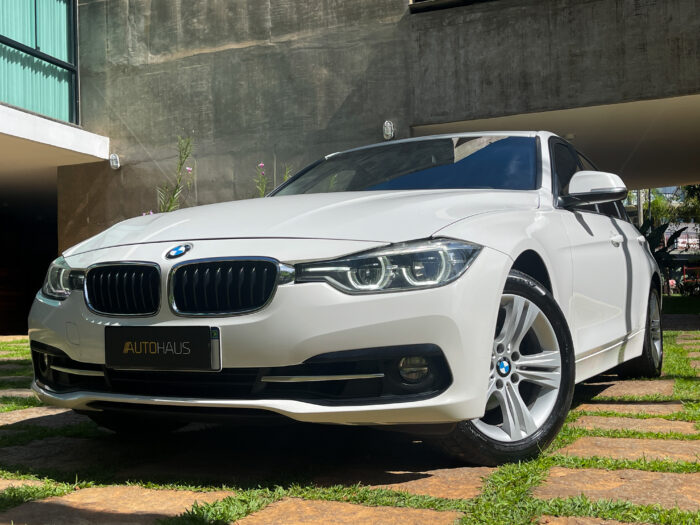 BMW 320i 2017 completo