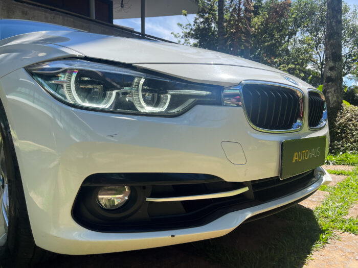 BMW 320i 2017 completo