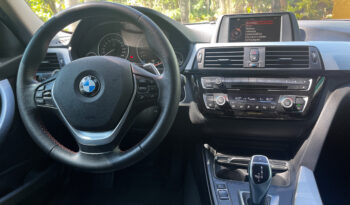 BMW 320i 2017 completo