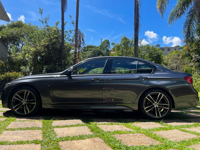 BMW 328i 2018 completo