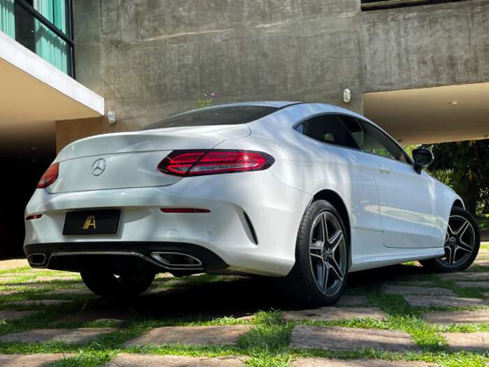 MERCEDES-BENZ C 180 COUPÉ 2019 completo