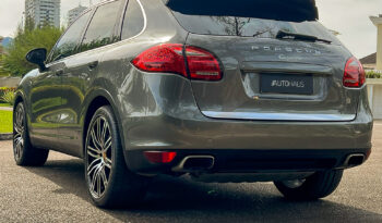 PORSCHE CAYENNE 2014 completo