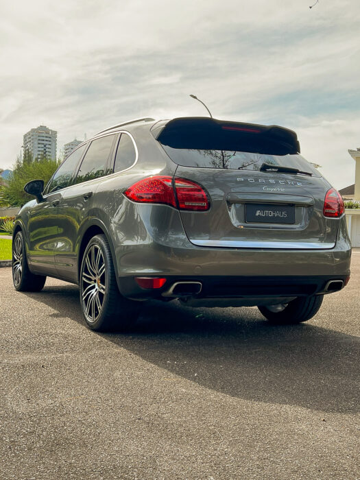 PORSCHE CAYENNE 2014 completo