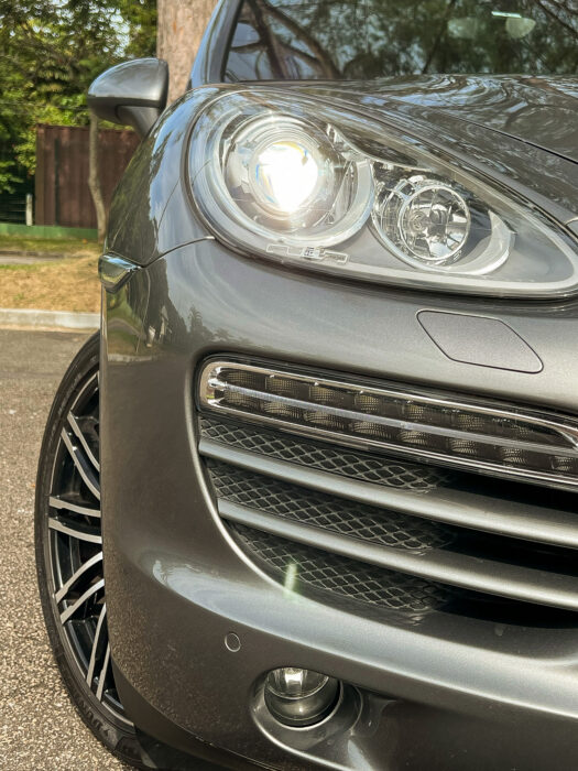 PORSCHE CAYENNE 2014 completo