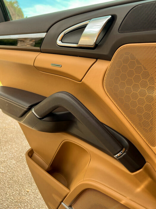 PORSCHE CAYENNE 2014 completo