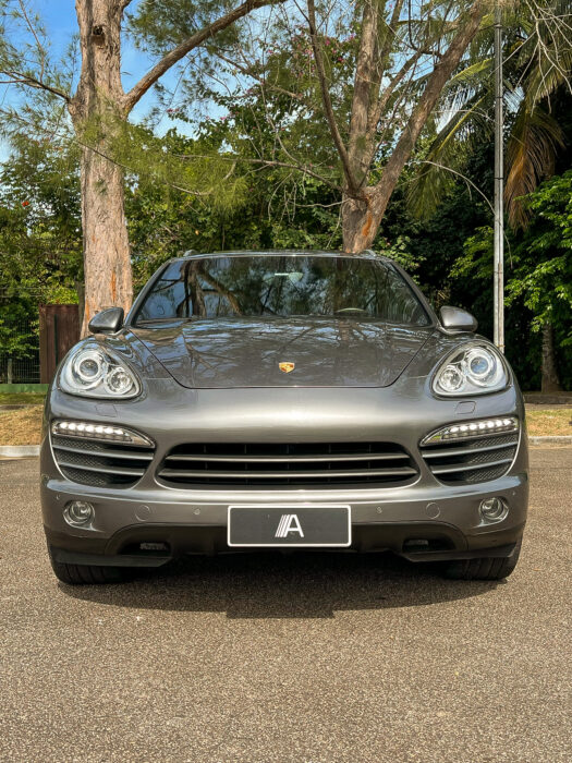 PORSCHE CAYENNE 2014 completo