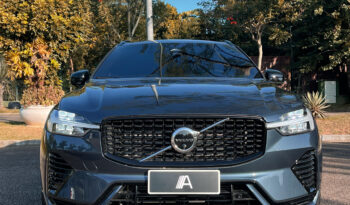 VOLVO XC60 2022 completo