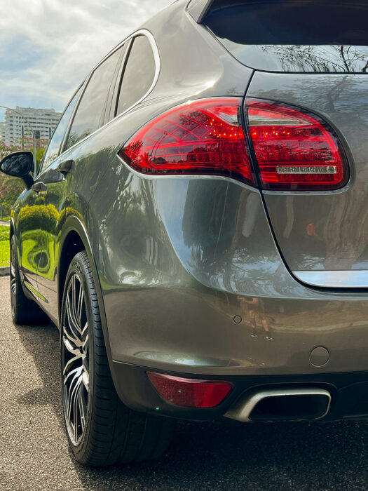 PORSCHE CAYENNE 2014 completo