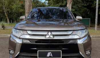 MITSUBISHI OUTLANDER 2016 completo