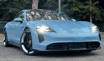 PORSCHE TAYCAN 2021 completo