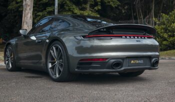 PORSCHE 911 2020 completo