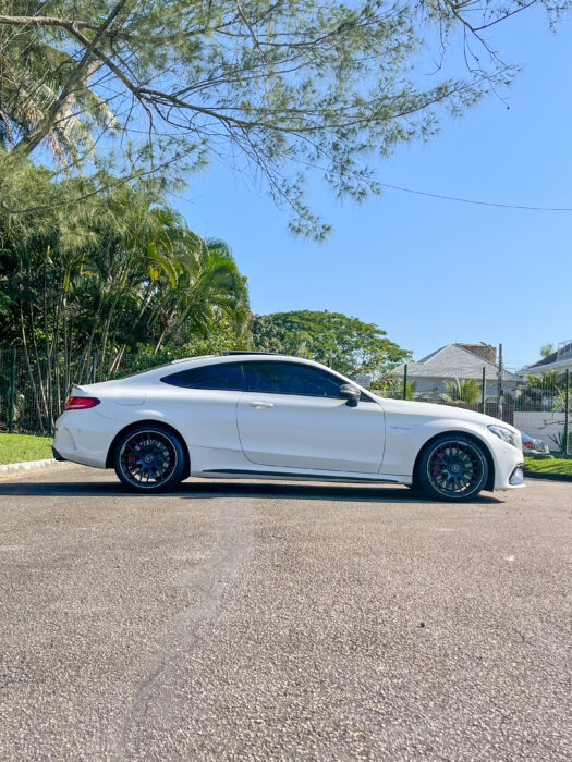 MERCEDES-BENZ C63 S 2017 completo