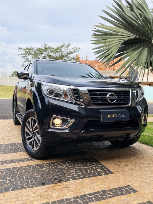 NISSAN FRONTIER 2020 completo