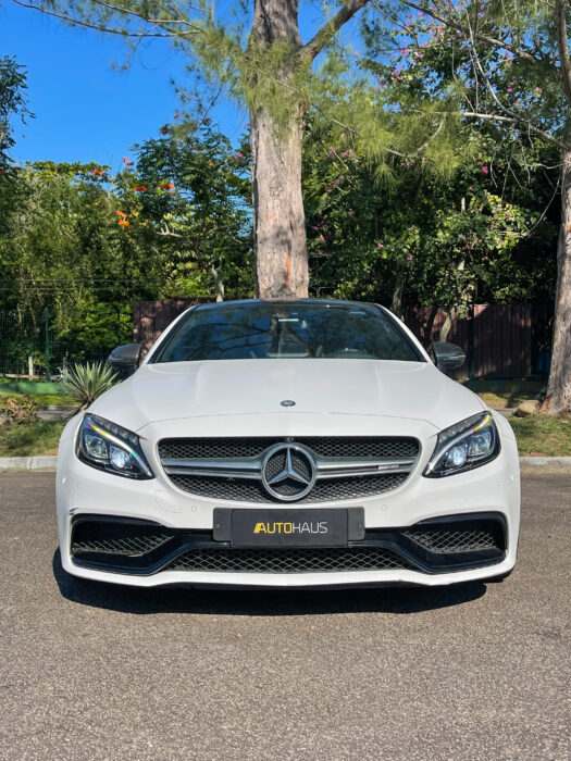 MERCEDES-BENZ C63 S 2017 completo