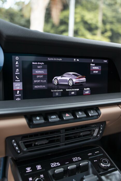 PORSCHE 911 2020 completo