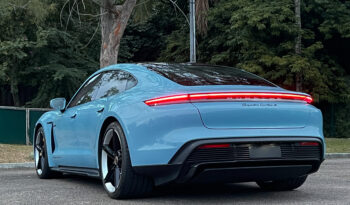 PORSCHE TAYCAN 2021 completo