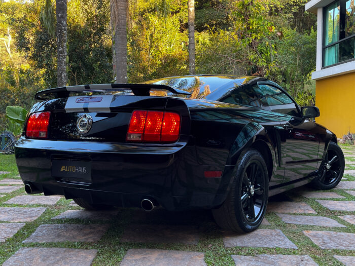 FORD Mustang 2009 completo