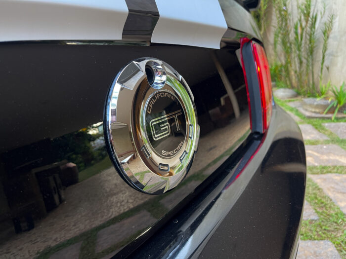 FORD Mustang 2009 completo