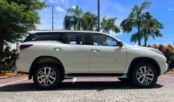 TOYOTA HILUX SW4 2019 completo