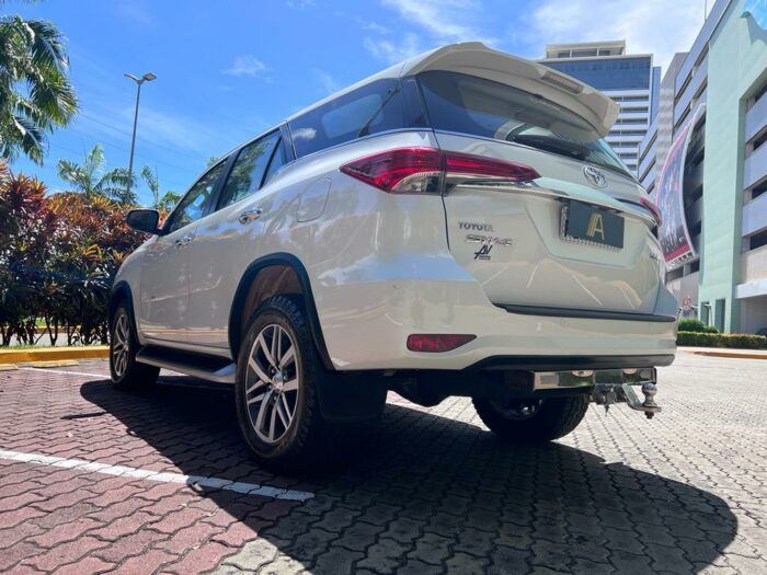 TOYOTA HILUX SW4 2019 completo