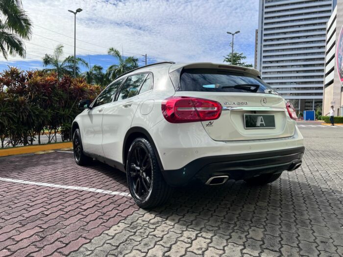 MERCEDES-BENZ GLA 200 2015 completo