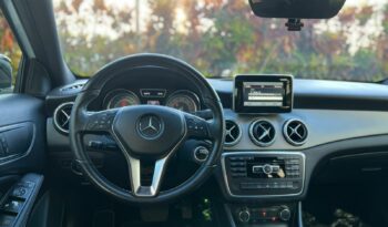 MERCEDES-BENZ GLA 200 2015 completo