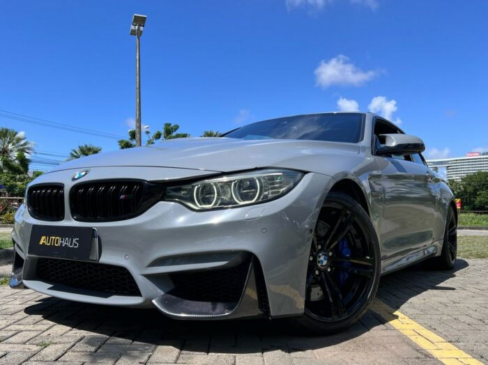 BMW M4 2016 completo