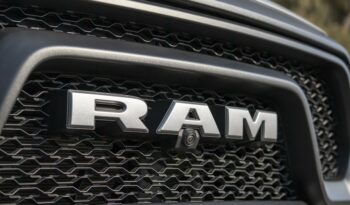 RAM 1500 2021 completo