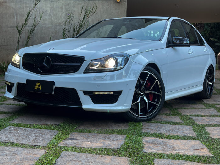 MERCEDES-BENZ C 63 2013 completo