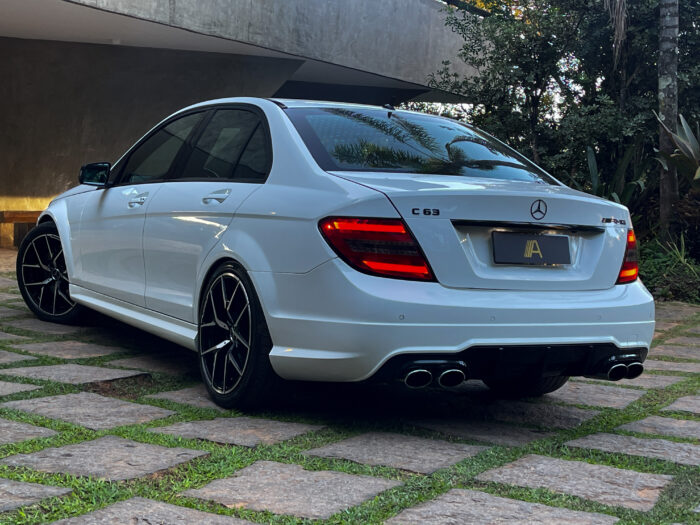 MERCEDES-BENZ C 63 2013 completo