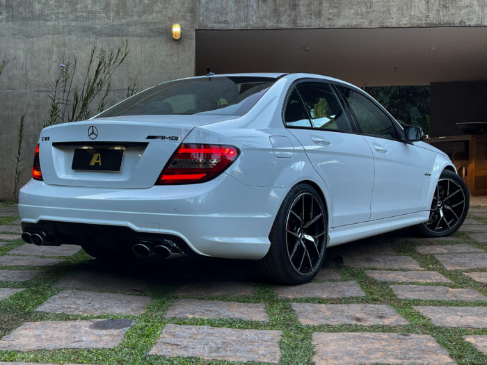 MERCEDES-BENZ C 63 2013 completo