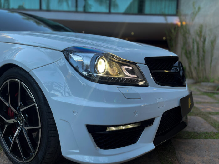 MERCEDES-BENZ C 63 2013 completo