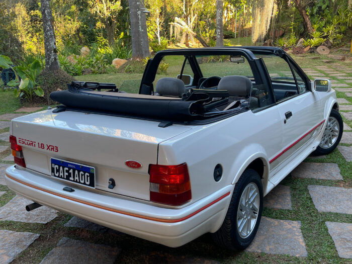 FORD ESCORT 1990 completo