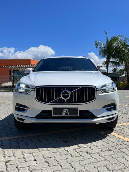 VOLVO XC60 2020 completo