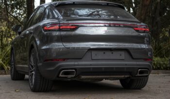 PORSCHE CAYENNE 2022 completo