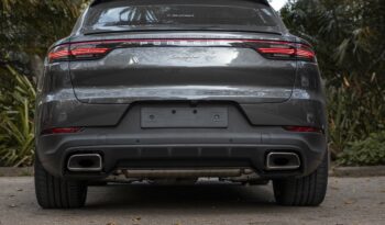 PORSCHE CAYENNE 2022 completo