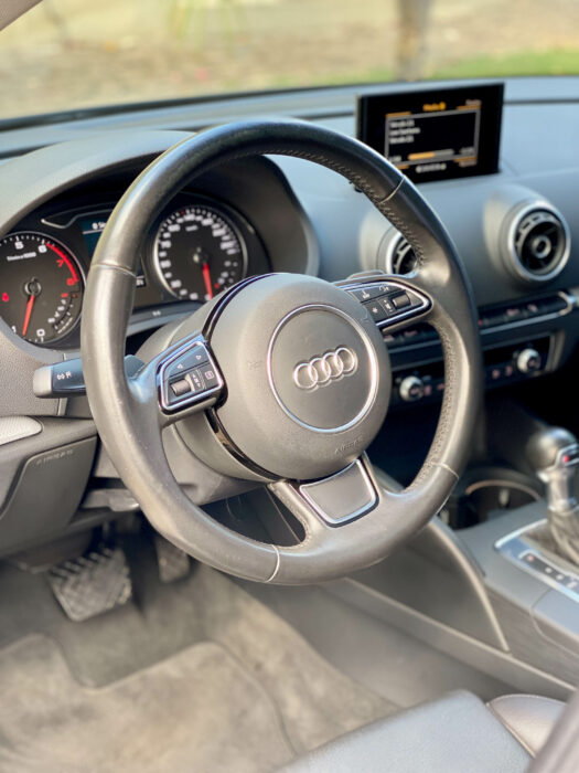 AUDI A3 2015 completo