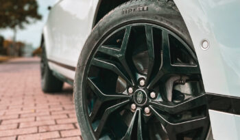 LAND ROVER EVOQUE 2020 completo