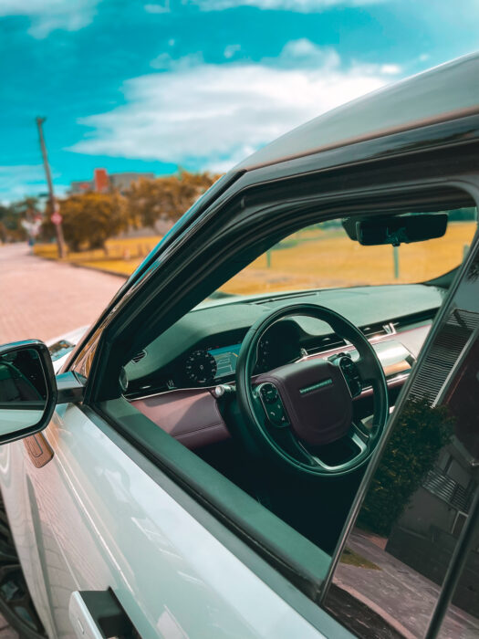 LAND ROVER EVOQUE 2020 completo