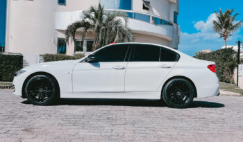 BMW 320i 2017 completo