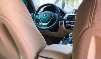 BMW 320i 2017 completo