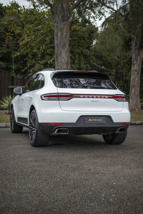 PORSCHE MACAN 2021 completo