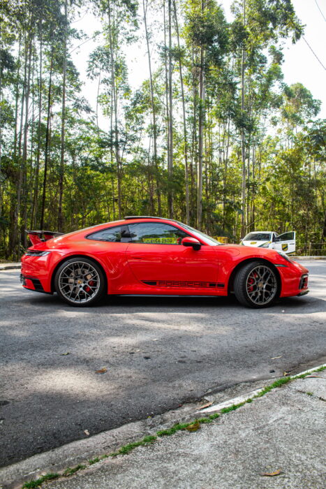 PORSCHE 911 2021 completo