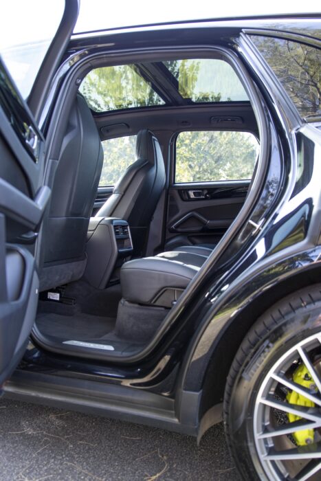 PORSCHE CAYENNE 2020 completo