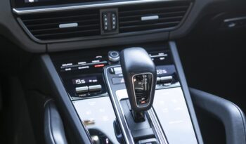 PORSCHE CAYENNE 2020 completo