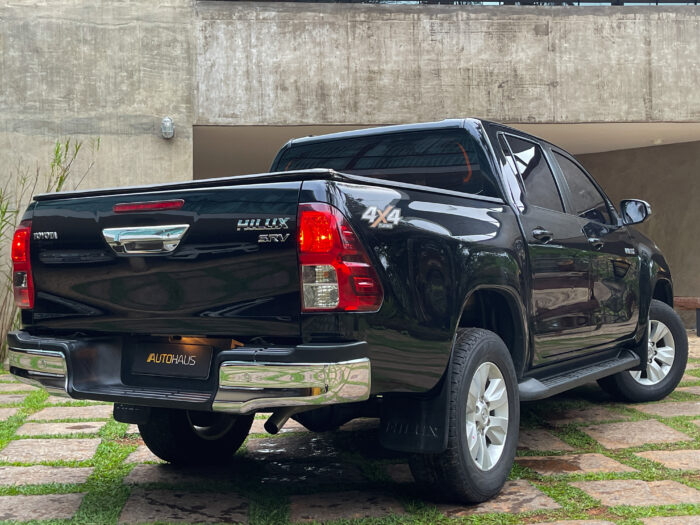 TOYOTA HILUX 2018 completo