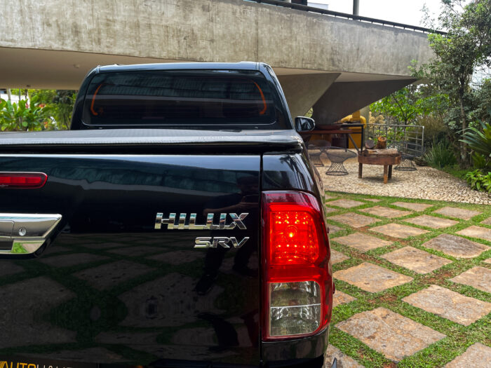 TOYOTA HILUX 2018 completo