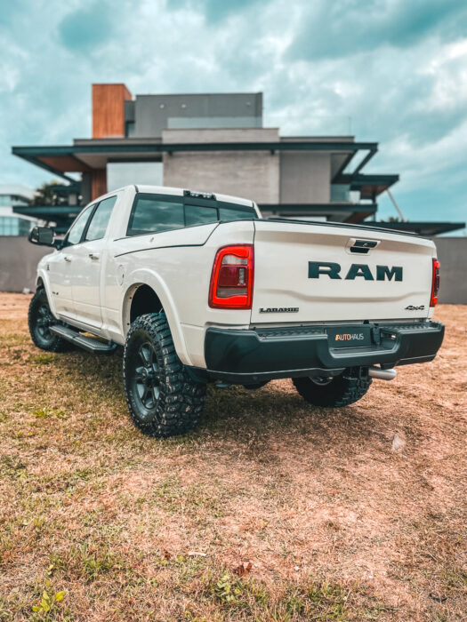 RAM 2500 2021 completo