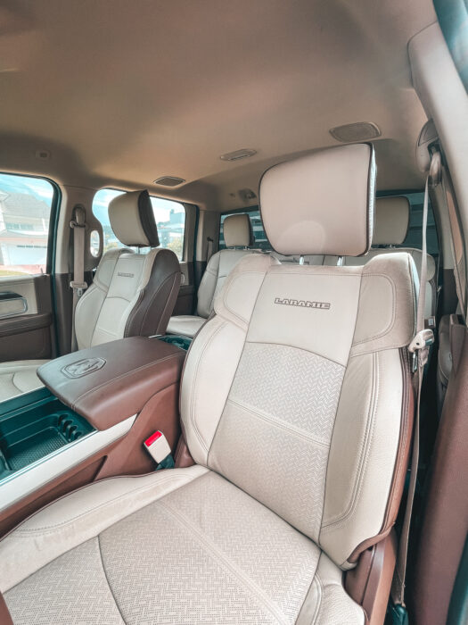 RAM 2500 2021 completo